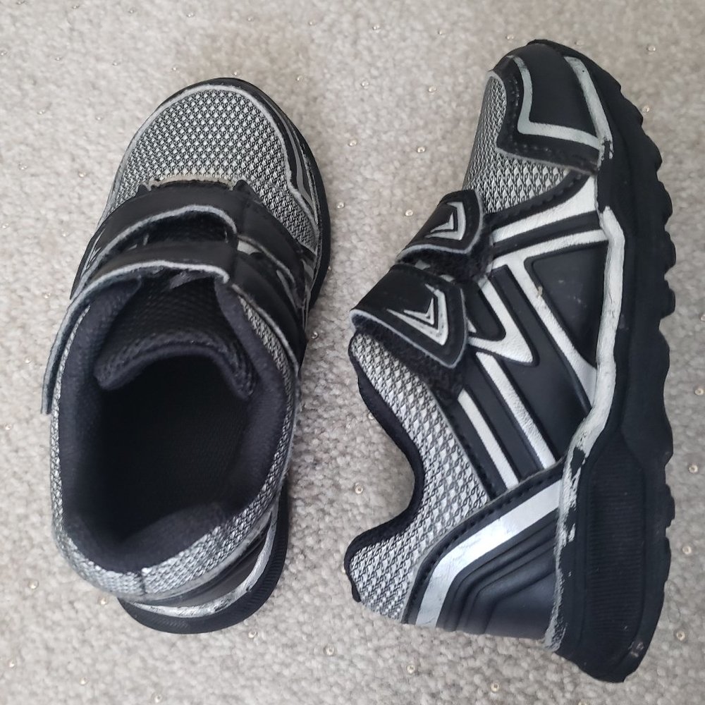 Toddler shoes - Picture 8 of 10